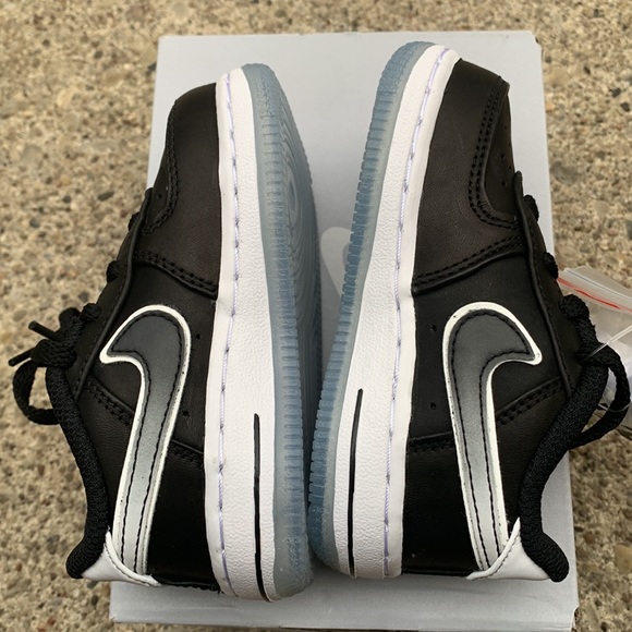 NEW Rare Airforce 1 “True to 7”  Colin Kaepernick Size 6C - Picture 11 of 13